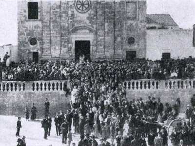 Il 10 ottobre del 1908 torn� in visita a Santeramo. La mattina celebr� una messa allestita, per il gran numero di partecipanti, sul sagrato del convento di San Rocco (attuale monastero dei Frati riformati Francescani)